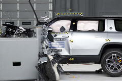 Le SUV Rivian R1S a obtenu d'excellents résultats aux crash-tests de l'IIHS. (Source de l'image : IIHS)