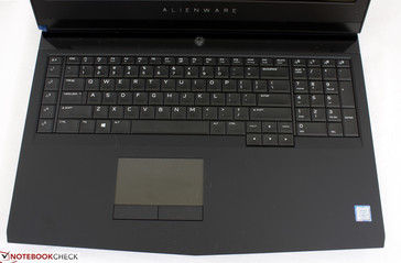 Clavier "TactX" avec la technologie N-key rollover, 20 couleurs, 4 zones, et course de 2,2 mm.