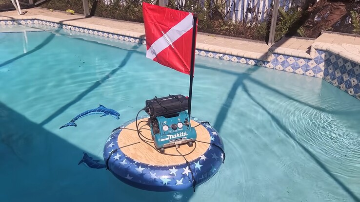 Le compresseur et les batteries sont montés sur une 