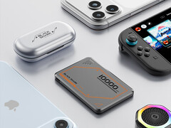 Les versions Plus ont un design magnétique légèrement meilleur que les modèles non-Plus. Photo : le 10K Blade 2+ avec des appareils autour de lui.