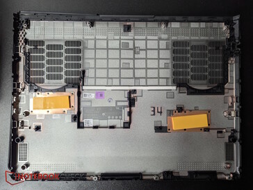 Coussinets de refroidissement pour les emplacements SSD
