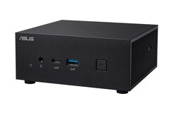 Le PN63-S1 dispose de nombreux ports et d'une mémoire évolutive. (Image source : ASUS)