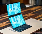 Le Lenovo Yoga Book 9i a fait les gros titres, positifs et négatifs, en 2023, et les premières images de son successeur de la 9e génération ont été divulguées.