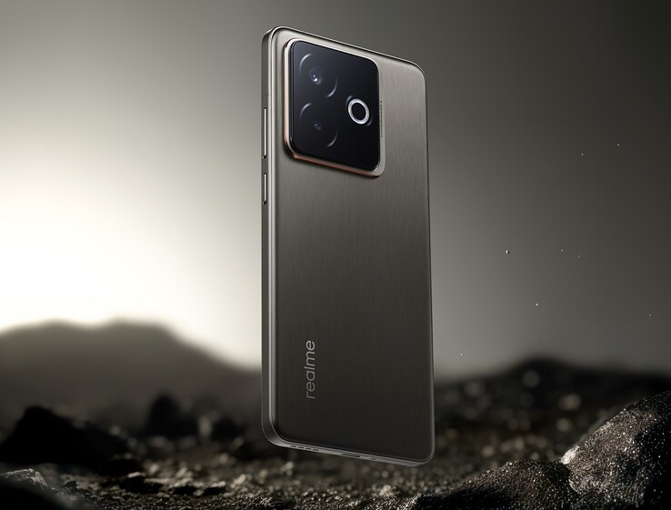 Le Realme GT7 Pro Racing Edition, couleur Star Trail Titanium (source d'image : compte Realme, Weibo)