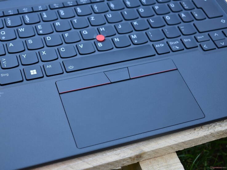 Lenovo ThinkPad X13s G1 : Pavé tactile + TrackPoint