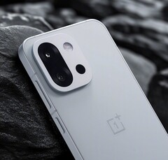 Le OnePlus 13T. (Source de l&#039;image : Han Sir sur Weibo)