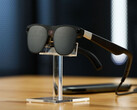 Les lunettes Project Aura devraient être disponibles avant la fin de l'année 2026. Photo : une photo promotionnelle donnant une vue latérale des lunettes Android XR.