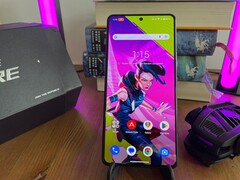 L'Asus ROG Phone 8 Pro est doté d'une mémoire vive de 24 Go et d'une capacité de stockage de 1 To.