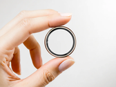 Une nouvelle bague intelligente en titane à prix abordable, dotée d'un système haptique, d'un écran et d'une batterie de 30 jours