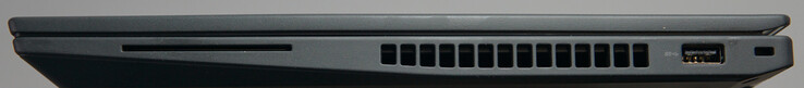 Connexions à droite : Lecteur de carte à puce, USB-A (5 Gbit/s), verrou Kensington