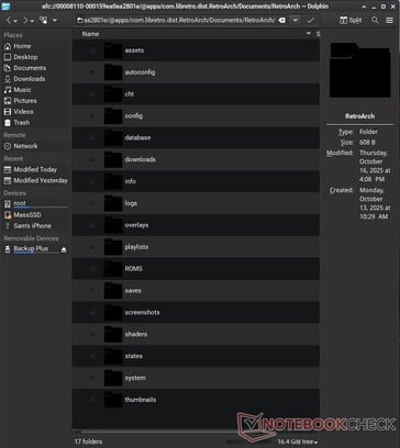 Vous avez même accès aux fichiers de certaines applications, comme RetroArch. 