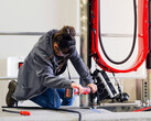 Les superchargeurs préfabriqués permettent une installation plus rapide. (Source de l'image : Tesla)