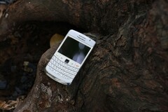 Zinwa s&#039;apprête à lancer un smartphone de type Blackberry (Image symbolique, source : Thai Nguyen via Unsplash)