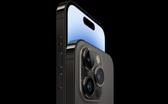Le Apple iPhone 14 Pro Max a un écran de 6,7 pouces et est disponible en noir spatial. (Source de l&#039;image : Apple)