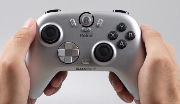 Le GameSir Nova 2 Lite Rokid Edition porte le logo de Rokid sur le bouton d'accueil. (Source de l'image : Rokid)