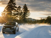 Le nouveau Range Rover Electric subit des essais hivernaux à -4°C en Suède. (Source de l'image : Land Rover)