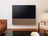Samsung associe le téléviseur OLED Smart TV S99H à une barre de son élégante dotée d'une façade en bois.