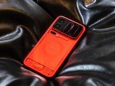 Le Xiaomi 18 Pro (Max) mondial ne sera pas disponible en édition rouge transparente en Europe, mais vous pouvez vous attendre à une autre nuance de rouge.