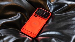 Le Xiaomi 18 Pro (Max) mondial ne sera pas disponible en édition rouge transparente en Europe, mais vous pouvez vous attendre à une autre nuance de rouge.