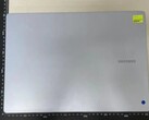 Le Samsung Galaxy Book4 Edge sera lancé en deux versions (image via Naver)