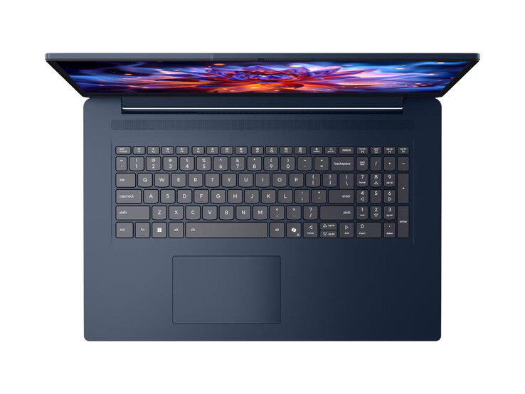 L'IdeaPad Slim 3i 17IWC11 dans sa finition Cosmic Blue.