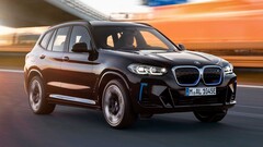 La BMW iX3, au design plutôt conservateur, pourrait avoir une descendance beaucoup plus sportive avec le légendaire badge M en 2023 (Image : BMW)