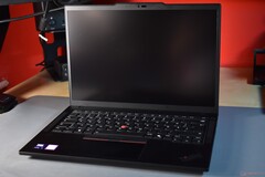 Lenovo ThinkPad T14 G5 : un ordinateur portable professionnel presque parfait (source de l'image : notebookcheck.com)