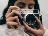 Le Fujifilm X100VI est officiellement sorti dans la nature, en avance sur le calendrier prévu. (Source de l'image : Fujifilm)