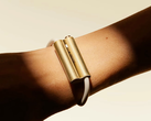 Luffu Link est disponible en trois couleurs : or, bleu et noir.