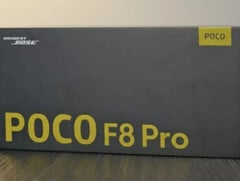 Le Poco F8 Pro devrait arriver avec le même chipset Qualcomm que l&#039;actuel Poco F7 Ultra, anciennement photographié. (Source de l&#039;image : via Paras Guglani)