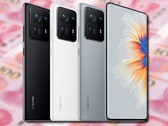Le Xiaomi Mi Mix 4 coûte de 4 999 yuans (771 $ US) à 6 299 yuans (971 $ US). (Image source : Xiaomi/CNN - édité)