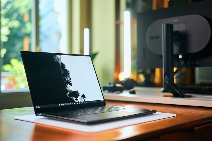 Un ordinateur de tous les jours quasi parfait : le Razer Blade 16 2026 excelle en tant que substitut portable d’un ordinateur de bureau, même si quelques petits problèmes logiciels et son prix élevé gâchent légèrement l’expérience.