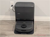 revue de l'aspirateur robot eufy Omni C28 : Un aspirateur robot de milieu de gamme performant et sans artifice