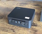 Le haut-parleur intégré du MSI NUC 2MG est excellent sur le papier, mais en pratique son volume est trop faible pour de nombreux environnements (Image source : Notebookcheck)