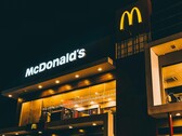 McDonald's imprimera en 3D les abat-jour avec des matériaux recyclables. (Source de l'image : Robi Pastores / Pexels)