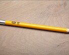 ColorWare donne au crayon Apple un design rétro. (Image : Colorware)