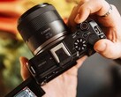 Le Canon EOS R6 V ressemblerait à l'EOS R50 V illustré.