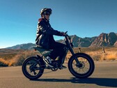 Le Himiway C5 est doté d'un système de suspension complet. (Source de l'image : Himiway)