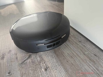 Lors des essais, le Lefant M5 Pro a souvent conservé une marge de sécurité assez importante par rapport au mobilier.