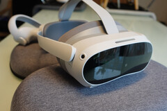 Un casque Pico 4 non emballé dans toute sa splendeur. (Source de l'image : Wikimedia Commons)