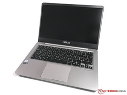 L'Asus ZenBook UX3410UA-GV078T examiné sous toutes les coutures. Exemplaire de test fourni par Asus Germany.