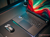 Test de l'Asus ROG Strix SCAR 16 2025 : RTX 5090 et mini LED dans un PC portable de jeu