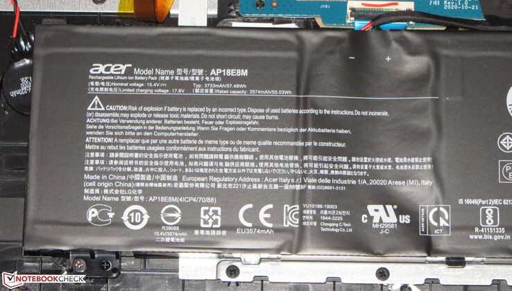 La batterie a une capacité de 57,5 Wh.