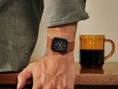 La montre MTPM305LC-1AV de Casio (photo) est désormais disponible aux États-Unis. (Source de l&#039;image : Casio)