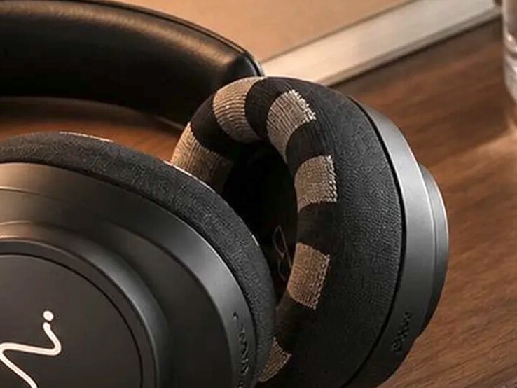 Les capteurs EEG sans gel sont intégrés aux coussinets du casque sans fil Neurable One.