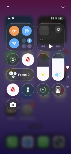 Apple iPhone 17