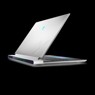 Ports Alienware x16 R2 (image via Dell)