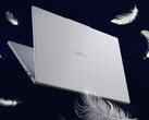 Le Lenovo Googlebook 15 est disponible en couleur « Cloud Grey » avec une finition en alliage de magnésium.