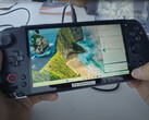 Le GPD Win 5 ressemble à un GPD Win 4 surdimensionné avec des boutons repositionnés. (Source de l'image : GPD)