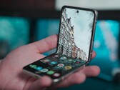 De nouvelles informations sur le Samsung Galaxy Z Flip4 sont apparues en ligne (image via Unsplash)